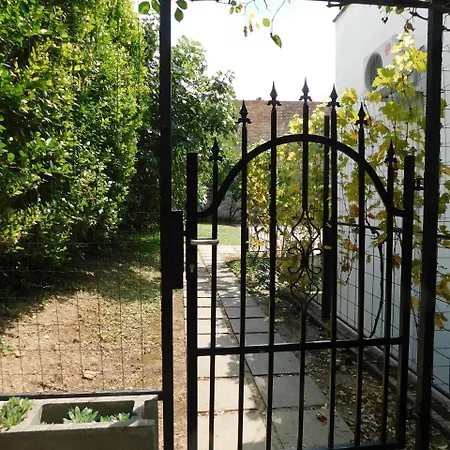 Hungaria Apartman Pecs