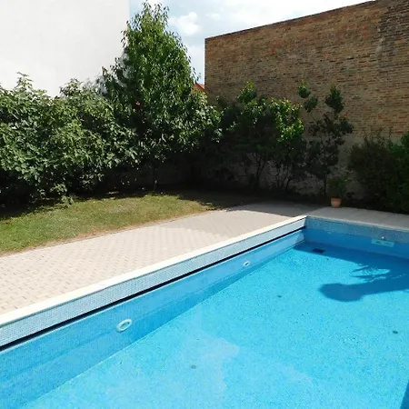 Hungaria Apartman